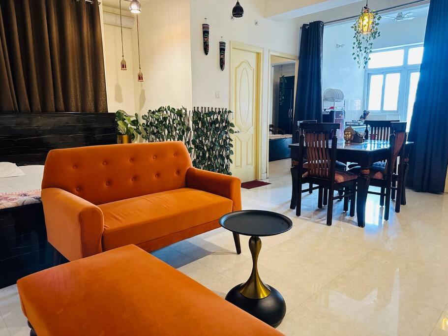 Apartament Upre Waranasi Zewnętrze zdjęcie